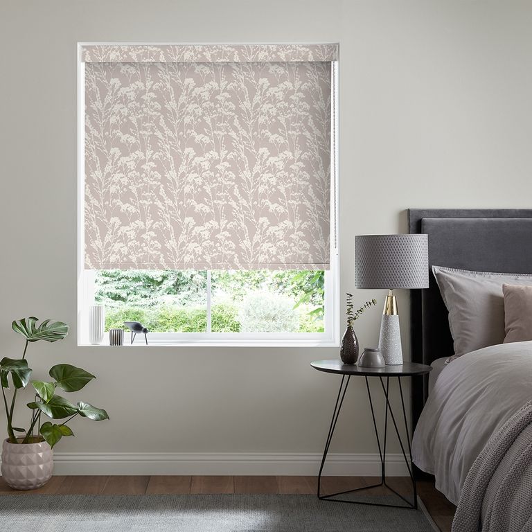 Cromwell Roller Blind - Blush