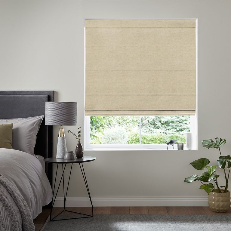 Defoe Roman Blind - Apple