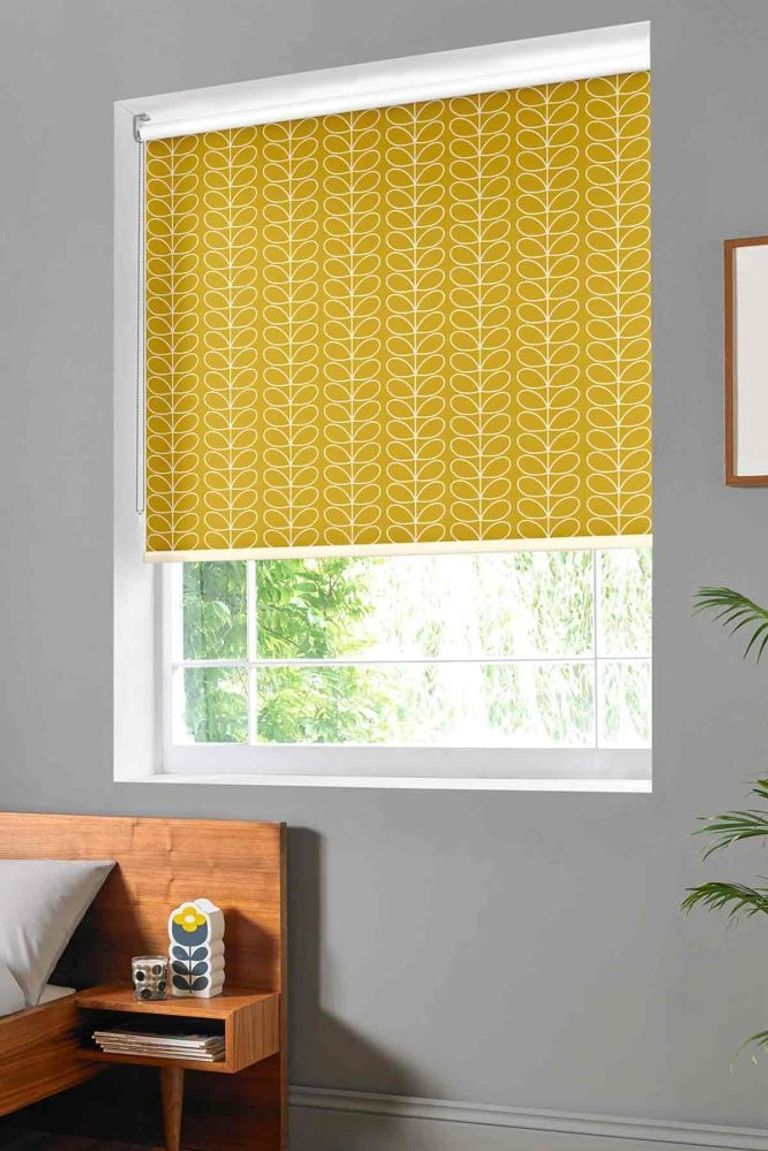 Linear Stem Roller Blind - Dandelion