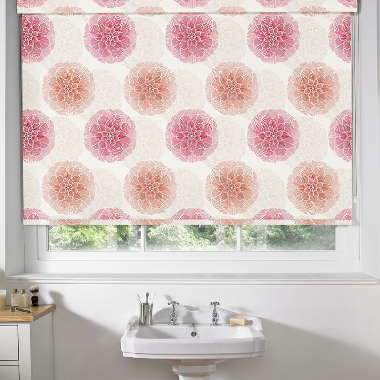 Mertie Roller Blind - Retro