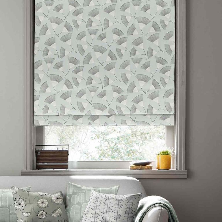 Missprint Roman Blind - Persia Platinum