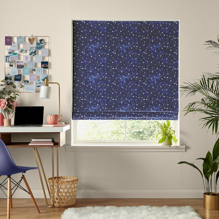 Star Roman Blind - Print Blue