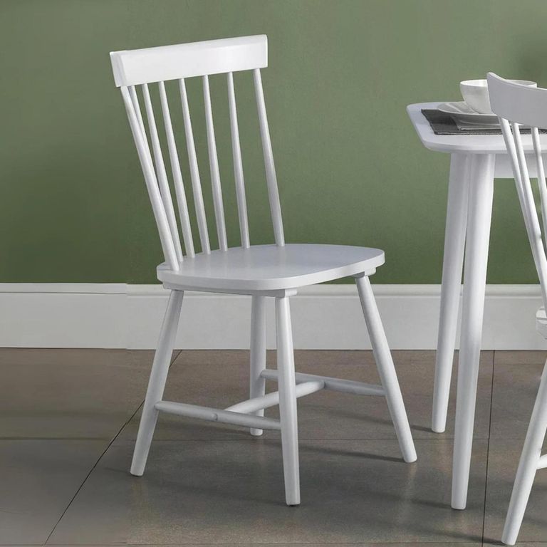 Torino Dining Chair - Set of 4 - Spindle Curved Back - White - Wood