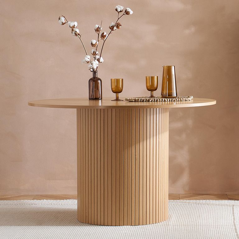 Axel Round Dining Set - 4 Seater - 120cm - Oak Fluted - with 4 Chairs