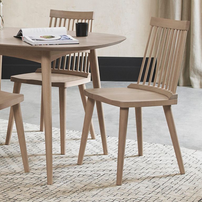 Dansk Scandi Oak Extending Dining Table Set - 6-8 Seater - 175cm-215cm - 6 Ilva Spindle Chairs - Scandi Oak