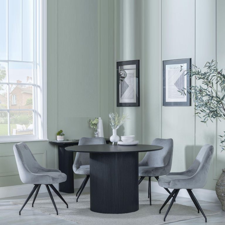 Bern Fluted Black 4 Seater Round Dining Set - 4 Arctic Grey Velvet Fabric Swivel Dining Chair