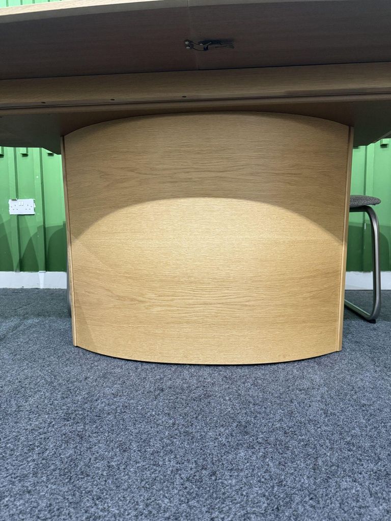 Extending Dining Set - Oak - 4-6 Seater - 142cm-182cm with 4 Chairs - SM53/SM116 - EX Display