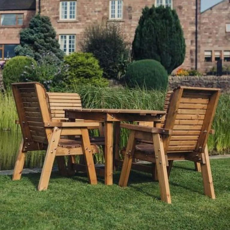 Churnet Valley Redwood 4 Seater Round Garden Dining Set