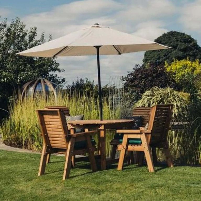 Churnet Valley Redwood 4 Seater Round Garden Dining Set