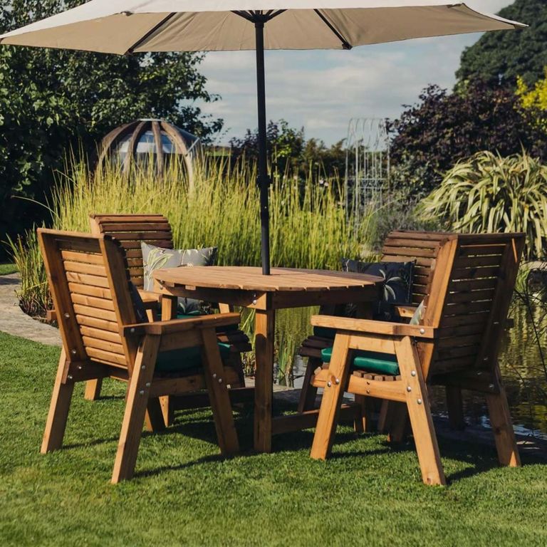 Churnet Valley Redwood 4 Seater Round Garden Dining Set