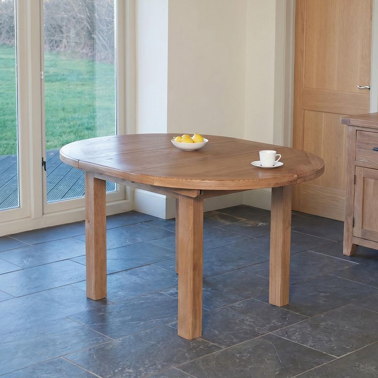 Hampshire Oak Round Extending Dining Table - 2-4 Seater - 107cm-145cm