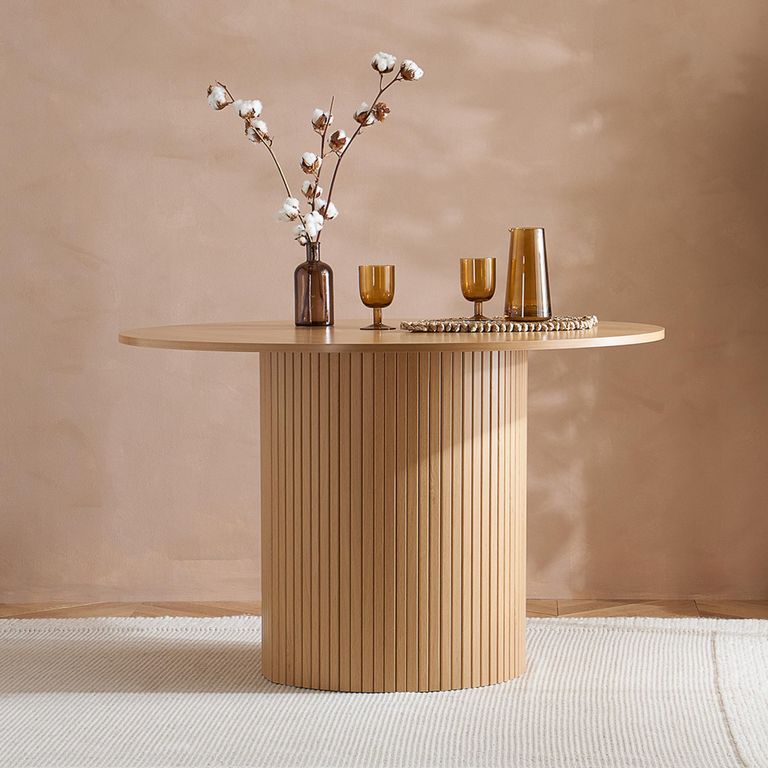 Axel Round Dining Table - 4 Seater - 120cm - Oak Fluted