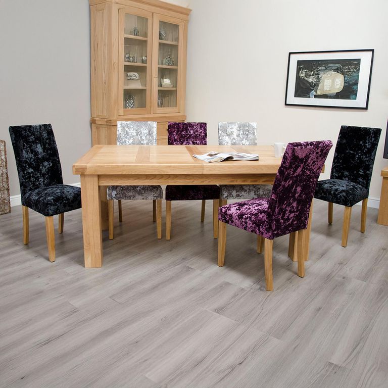 Bordeaux Extending Dining Table - 6-10 Seater - 180cm-260cm - Oak