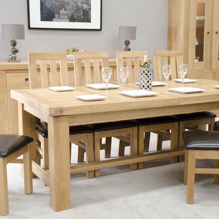 Bordeaux Extending Dining Table - 8-12 Seater - 220cm-320cm - Grand - Oak
