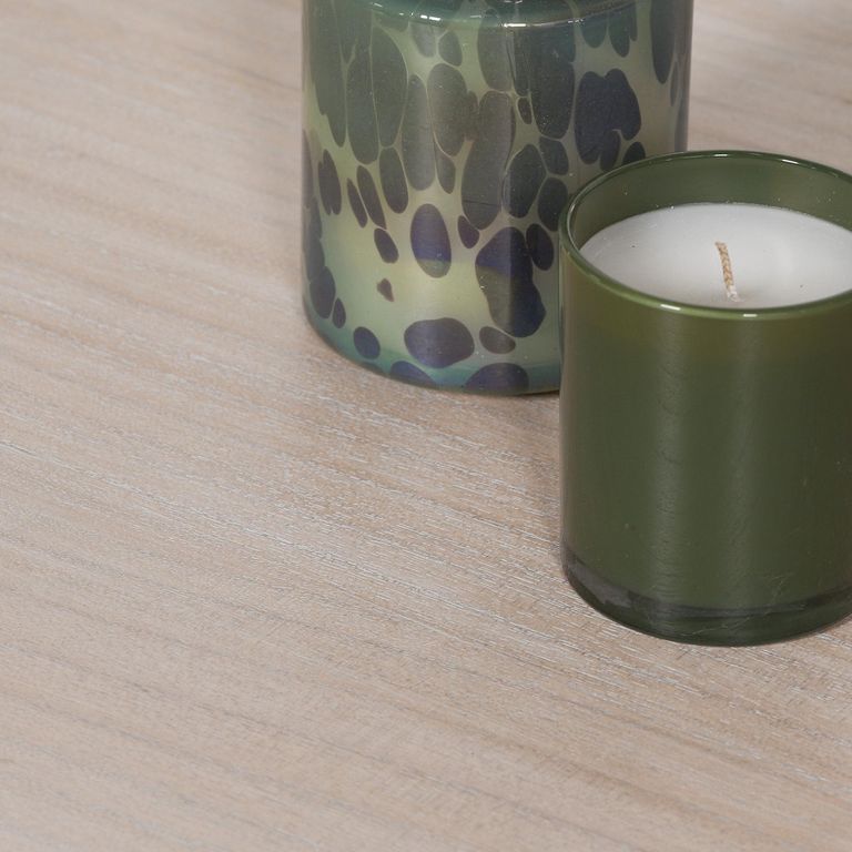 Distressed White Cedar Pedestal Dining Table - Round - 6 Seater - 145cm