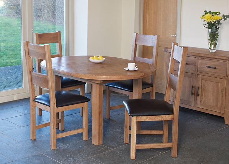 Hampshire Oak Round Extending Dining Table - 2-4 Seater - 107cm-145cm