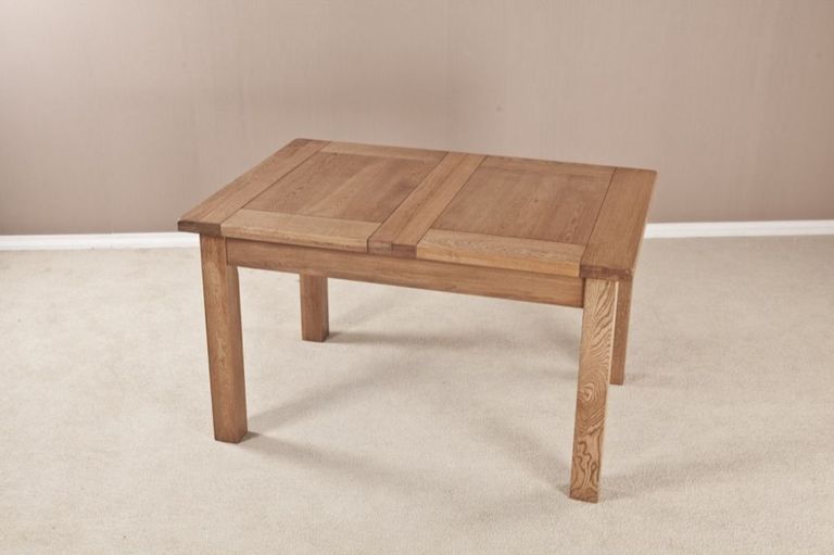 Kent Oak 4-6 Seater Extending Dining Table - 123.6cm-198.4cm