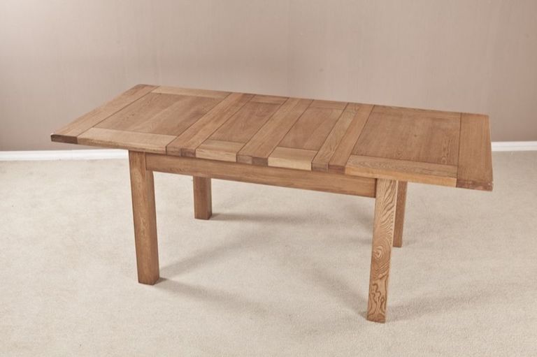 Kent Oak 4-6 Seater Extending Dining Table - 123.6cm-198.4cm