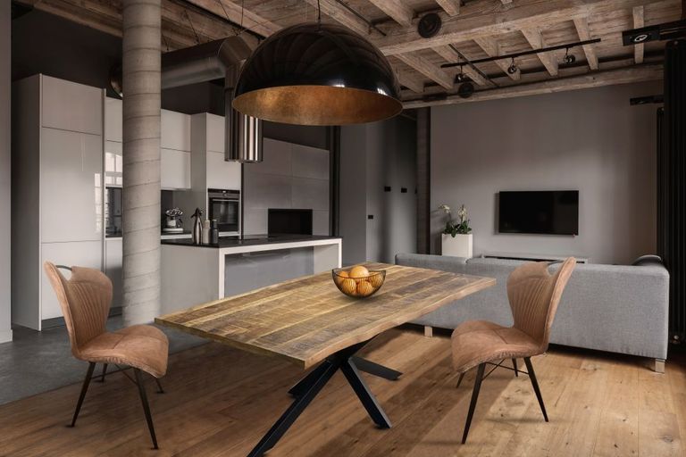 Kerela Mango Wood 6 Seater Dining Table with Star Legs