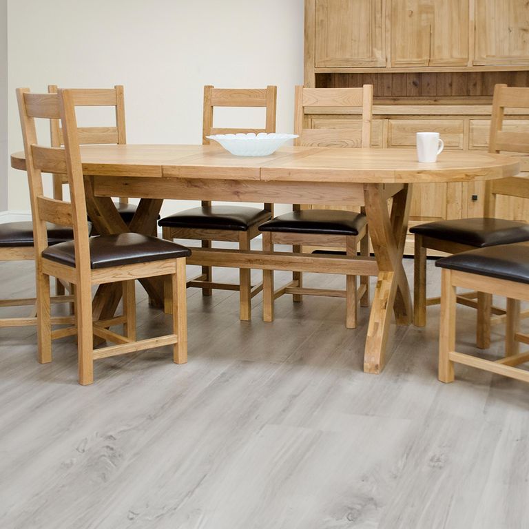 Deluxe Extending Dining Table - 6-10 Seater - 180cm-260cm - Oval - Oak
