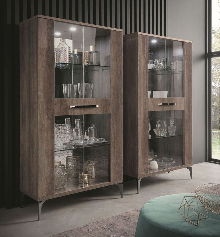 Matera Vitrine - 2 Door - Wood Grain Gloss