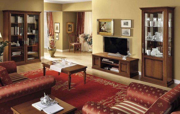 Nostalgia Display Cabinet - 1 Door - RHF - Walnut