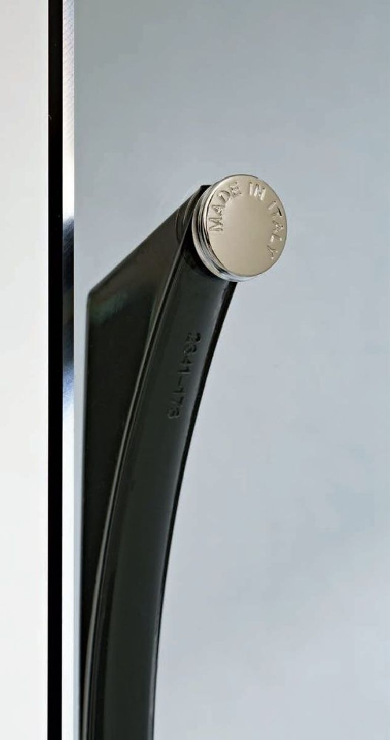 Elite Vitrine - 2 Door - Silver Birch