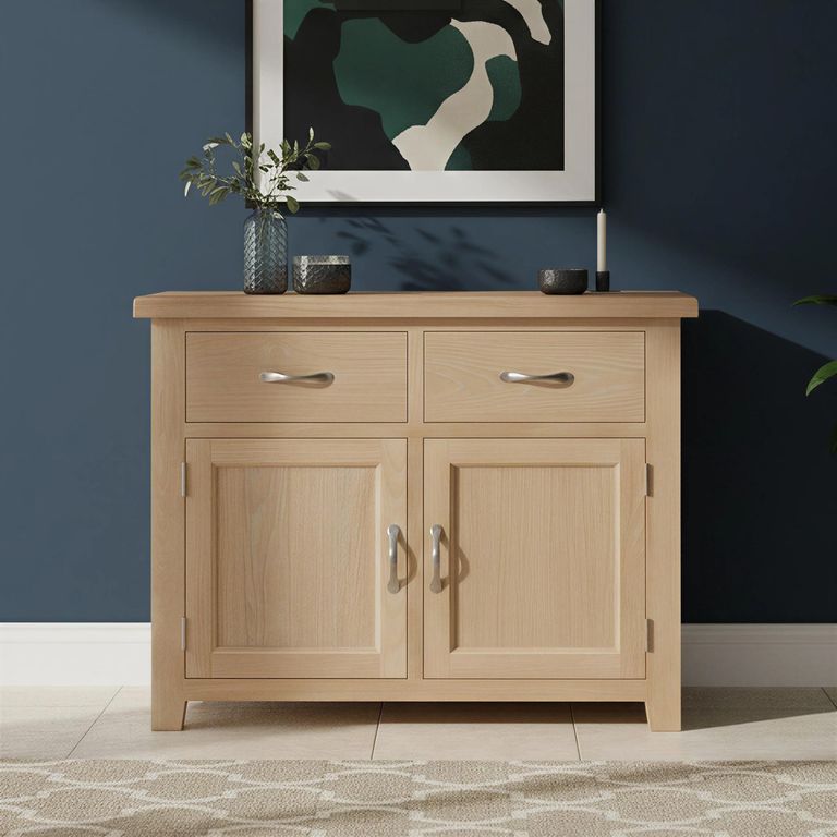 Wilmont Small Sideboard - 2 Door - 105cm - Oak