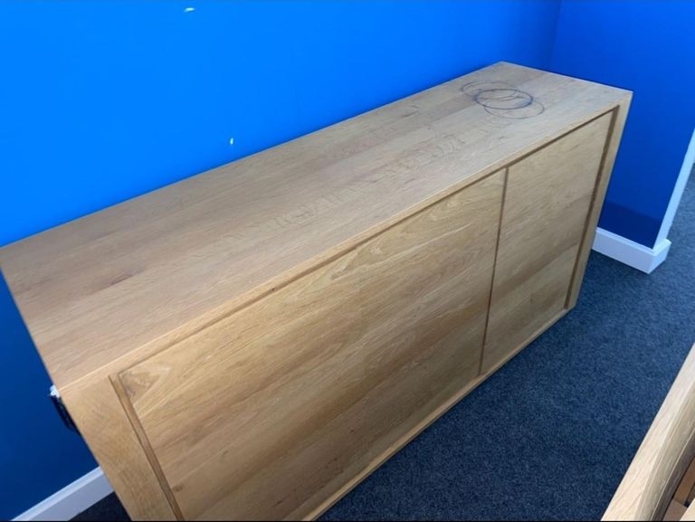 Shadow Medium Sideboard - 3 Doors - Oak - EX Display