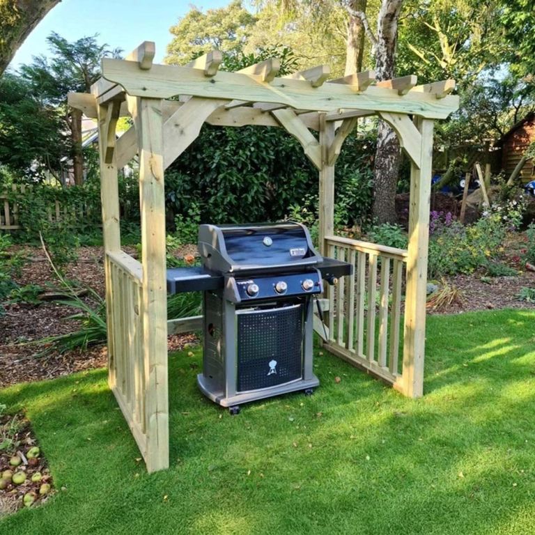Churnet Valley Lily Redwood Garden Barbeque Shelter