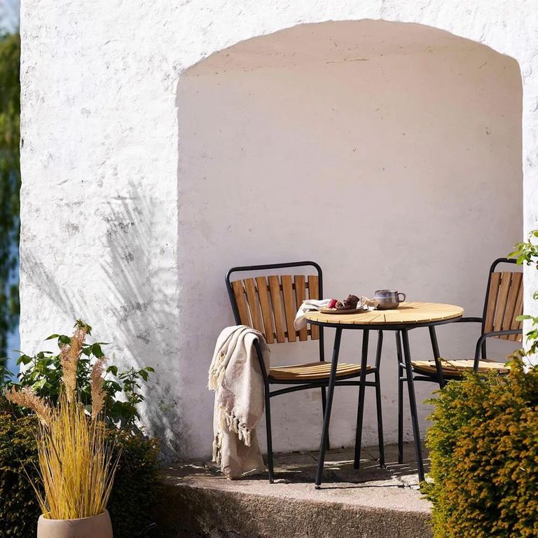 Cleveland Garden Side Table - Round - Teak Wood