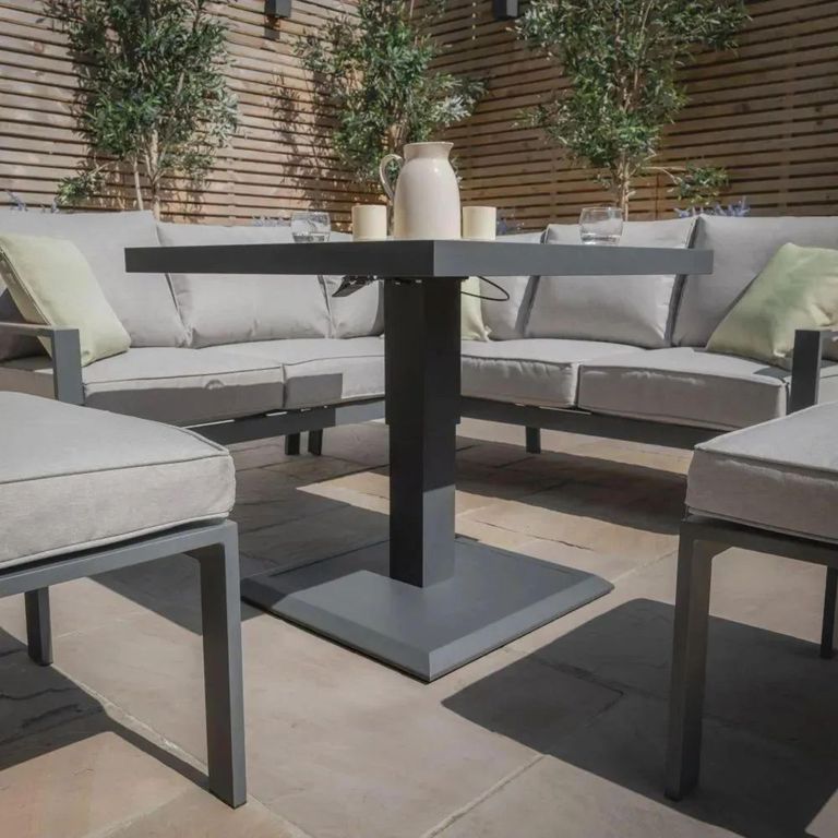 New York Round Garden Dining Set - 4 Seater - 120cm - Dove Grey