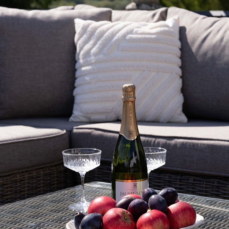 Calvi Lounge Set - Grey - Fabric and Polyrattan