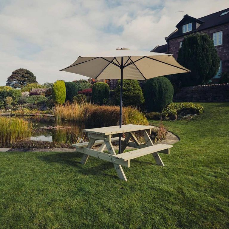 Churnet Valley Traditional Redwood Garden Picnic Table -140cm