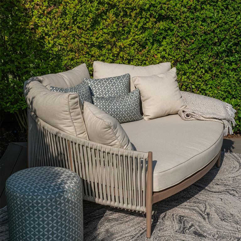 Havana Garden Daybed - Natural Linen
