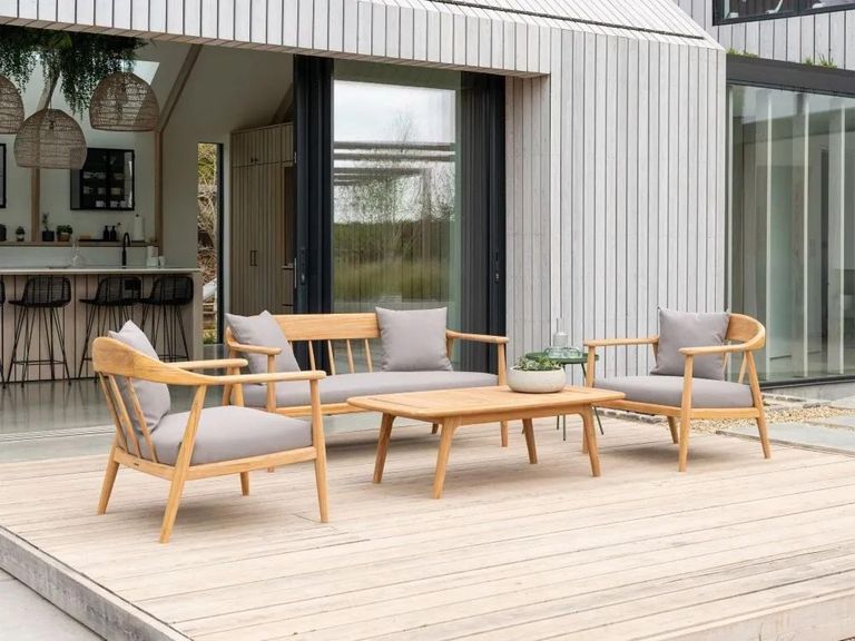 Dana Lounge Chair - Garden - Teak