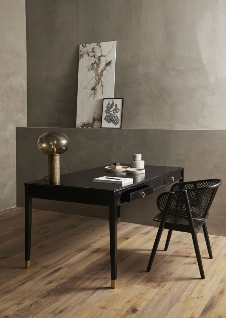 Wicky Black Lounge Chair