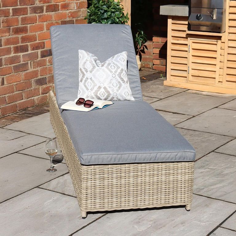 Wentworth Garden Sunlounger - Manual - Beige - Rattan