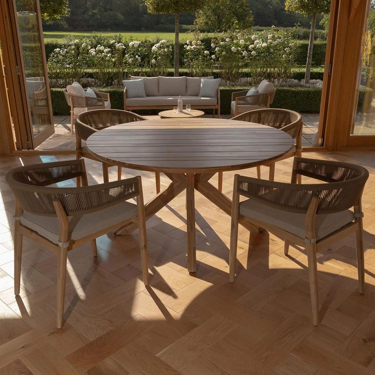 Porto Round Garden Dining Set - 4 Seater - 135cm - Sandstone