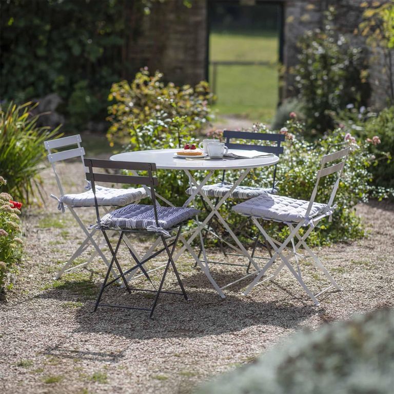 Rive Outdoor Droite Bistro Table Large Chalk