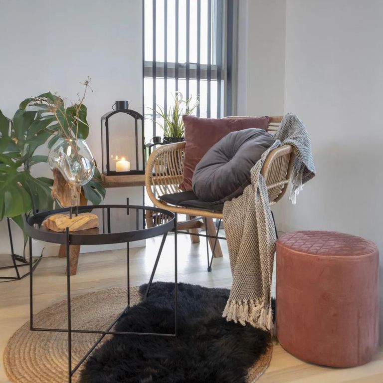 Throw - Lambskin - Black