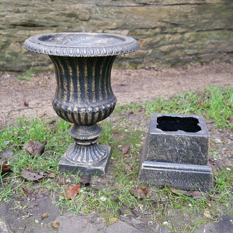 Garden Urn - Bronze - with Base - Metal