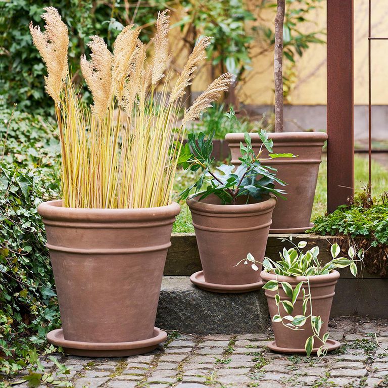 Saucer - Round Small - Set of 4 - Terracotta - Brown