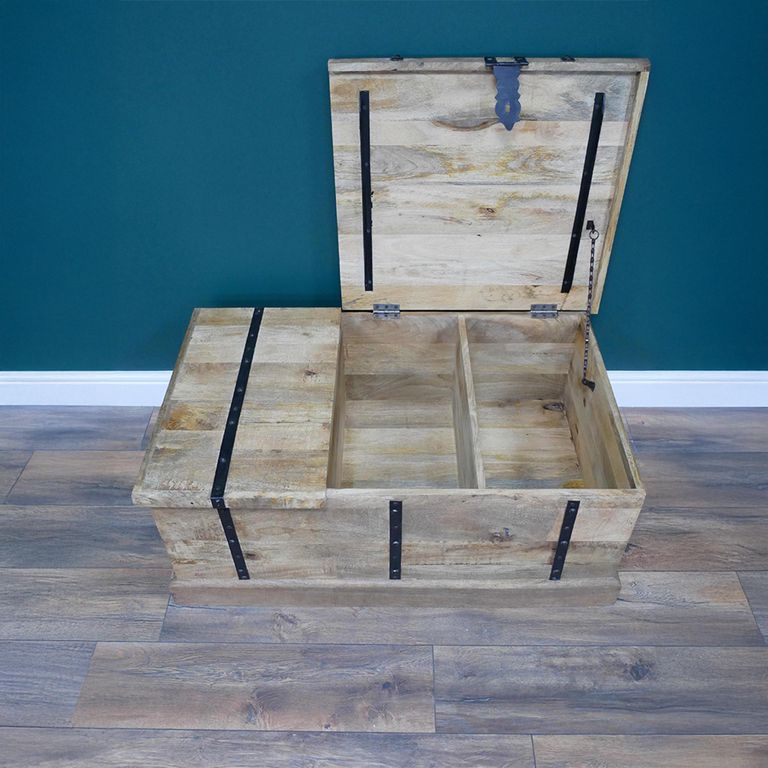 Wine Storage - Mango Wood - Trunk - with Wine Bottle Storage