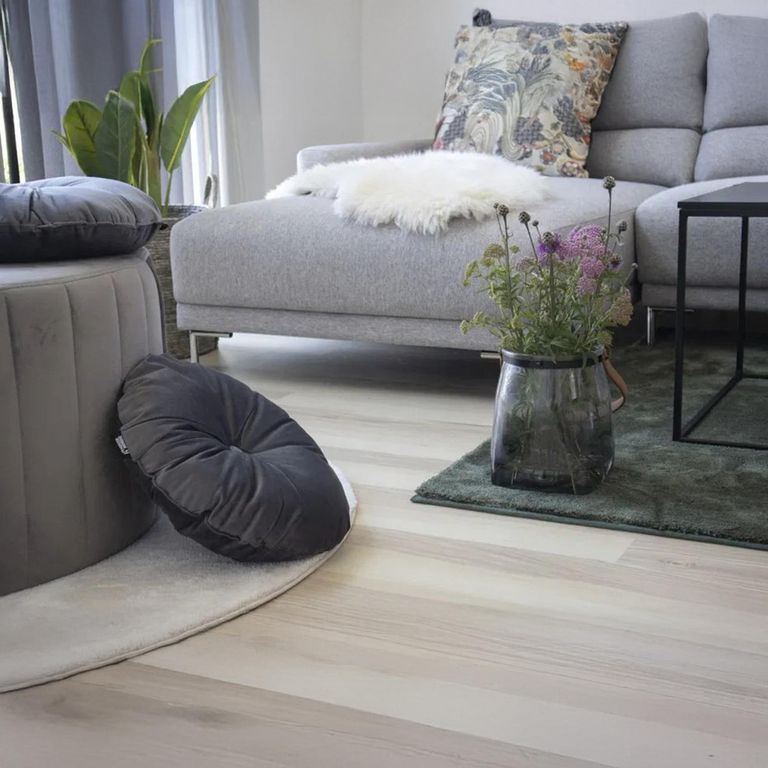 Throw - Lambskin - Ivory