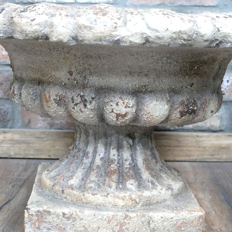 Garden Urn - Pedestal - Plant - Grey - Metal