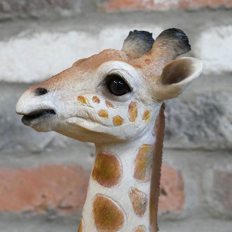Resin Giraffe Statue - Set of 2