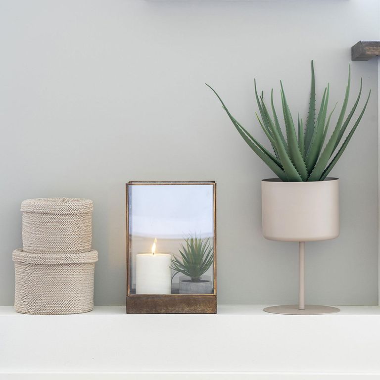 Trofa Flower Stand - Sand Metal