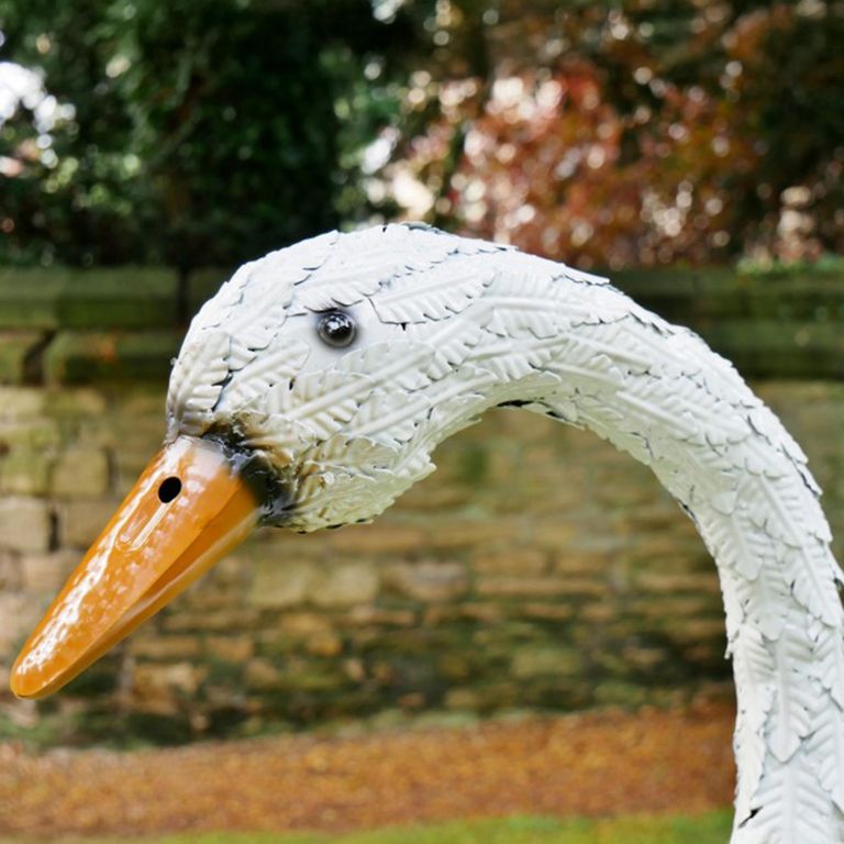 Swan Statue - White Metal - Resin