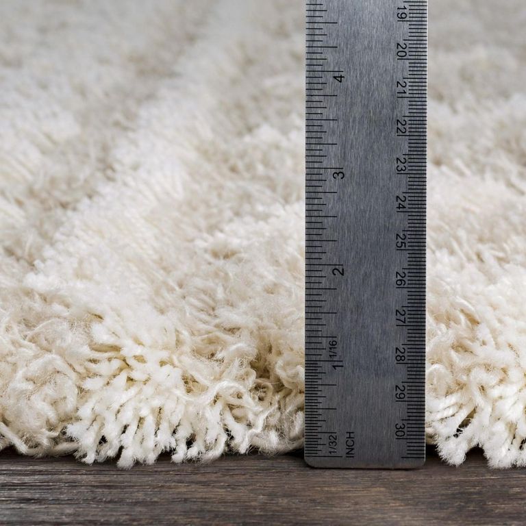 Urban Runner - Shaggy Geometric Plush Pile - Cream - 80cm x 220cm